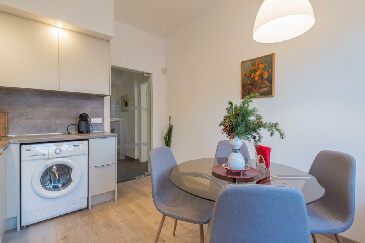 Chic And Spacious Apartment In Central Sofia - Patriarh Evtimiy By Flat Mаnager Exterior foto
